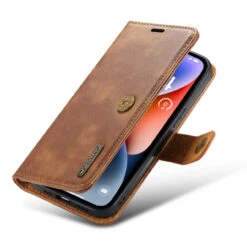 Brown IPhone 14 DG.Ming Magnetic Detachable Wallet Case With Card Slots 11 Brown IPhone 14 DG.Ming Magnetic Detachable Wallet Case With Card Slots -Cheap NewCase Store iphone 14 dg ming wallet magnetic case brown 6 65043.1700735063
