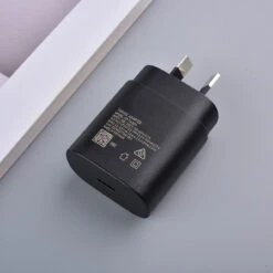 PD 25W Fast USB Type C Wall Adapter / Charger For Mobile Phones 5 PD 25W Fast USB Type C Wall Adapter / Charger For Mobile Phones -Cheap NewCase Store samsung 25w pd usb type c charger black 3 78636.1694490564