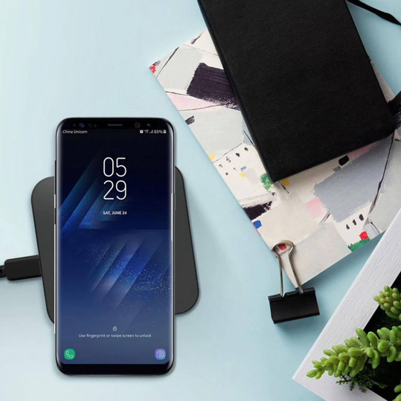 Fast Qi Wireless Charger Phone Charging Base Pad - GY-118 Metal Square 3 Fast Qi Wireless Charger Phone Charging Base Pad - GY-118 Metal Square - Image 3
